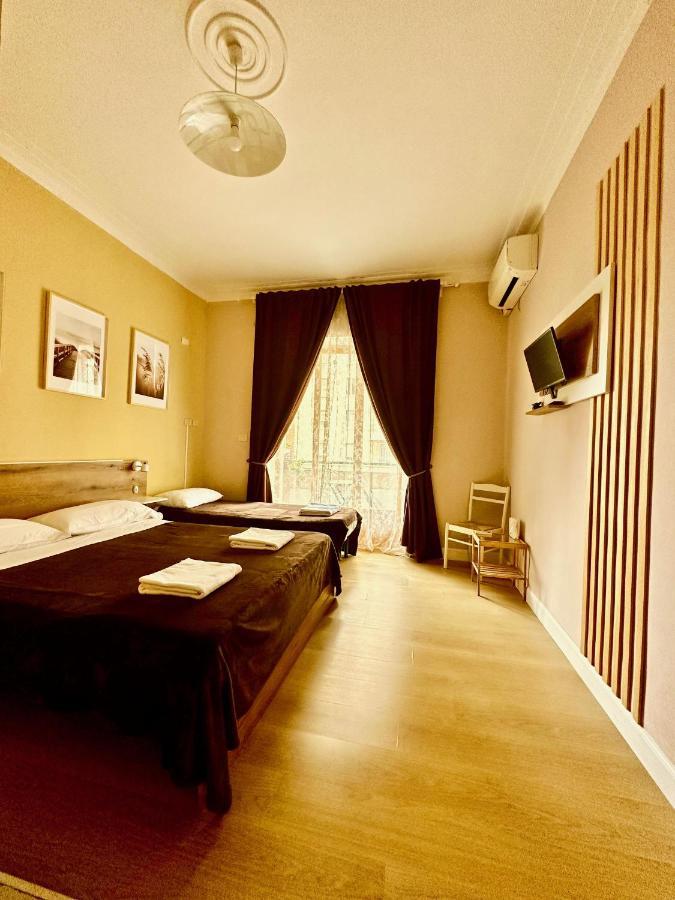 Pardis Guest House โรม ภายนอก รูปภาพ