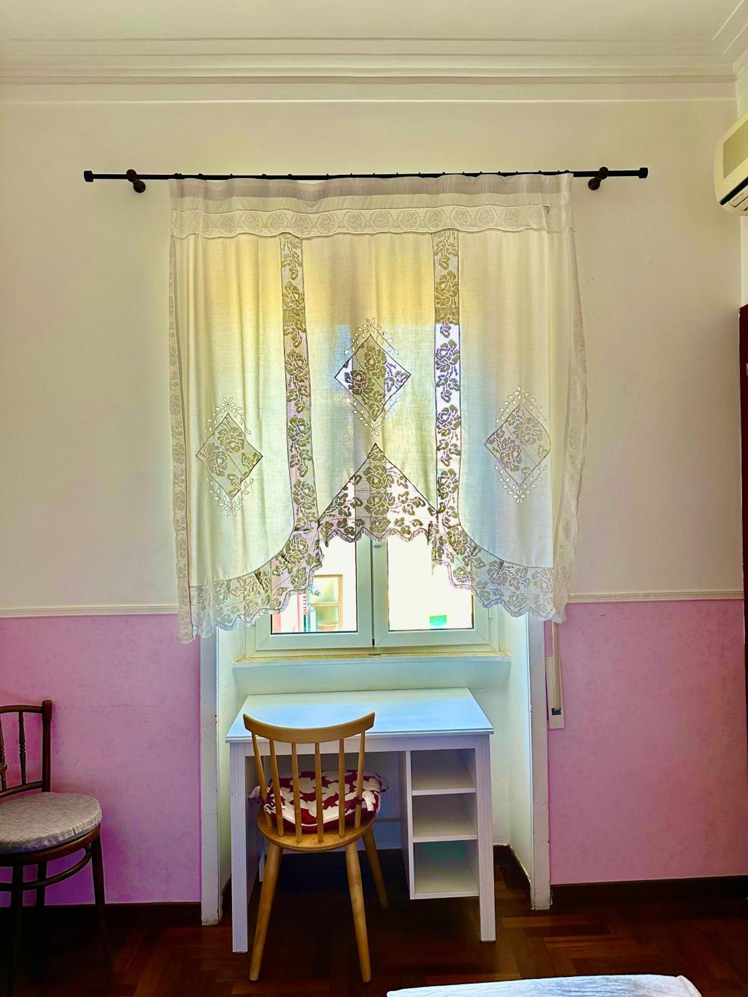 Pardis Guest House โรม ภายนอก รูปภาพ